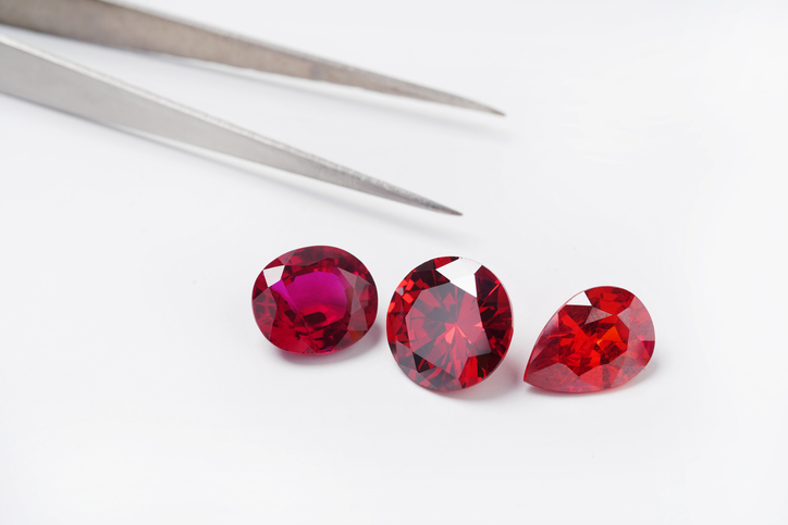 Rubino: colore, saturazione e origine