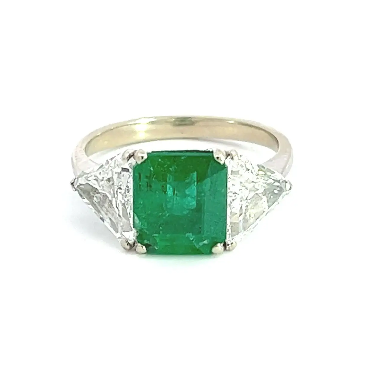Green Colombian emerald and diamond ring