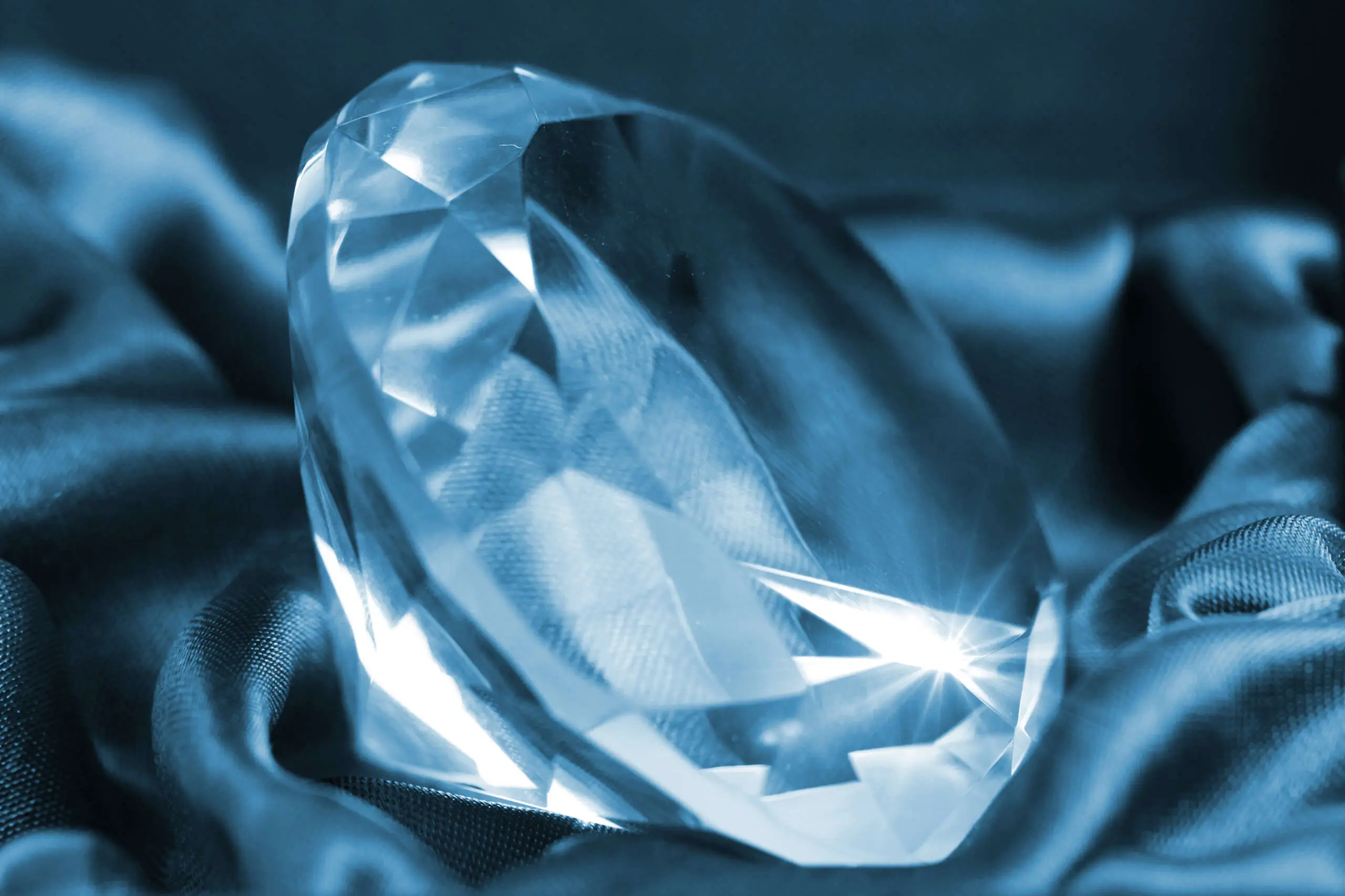 Vendita diamanti certificati: come funziona e a chi rivolgersi