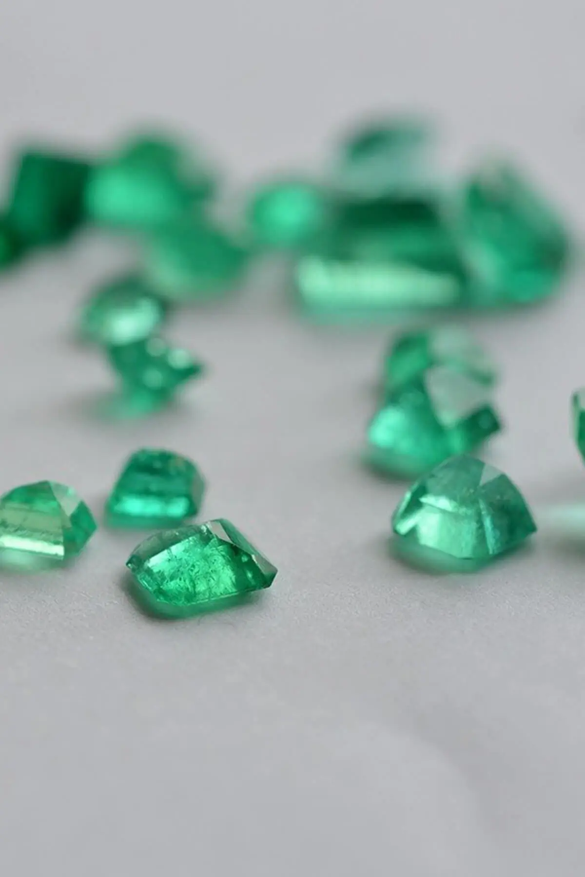 Smeraldo: caratteristiche e storia di una pietra dalle grandi potenzialità