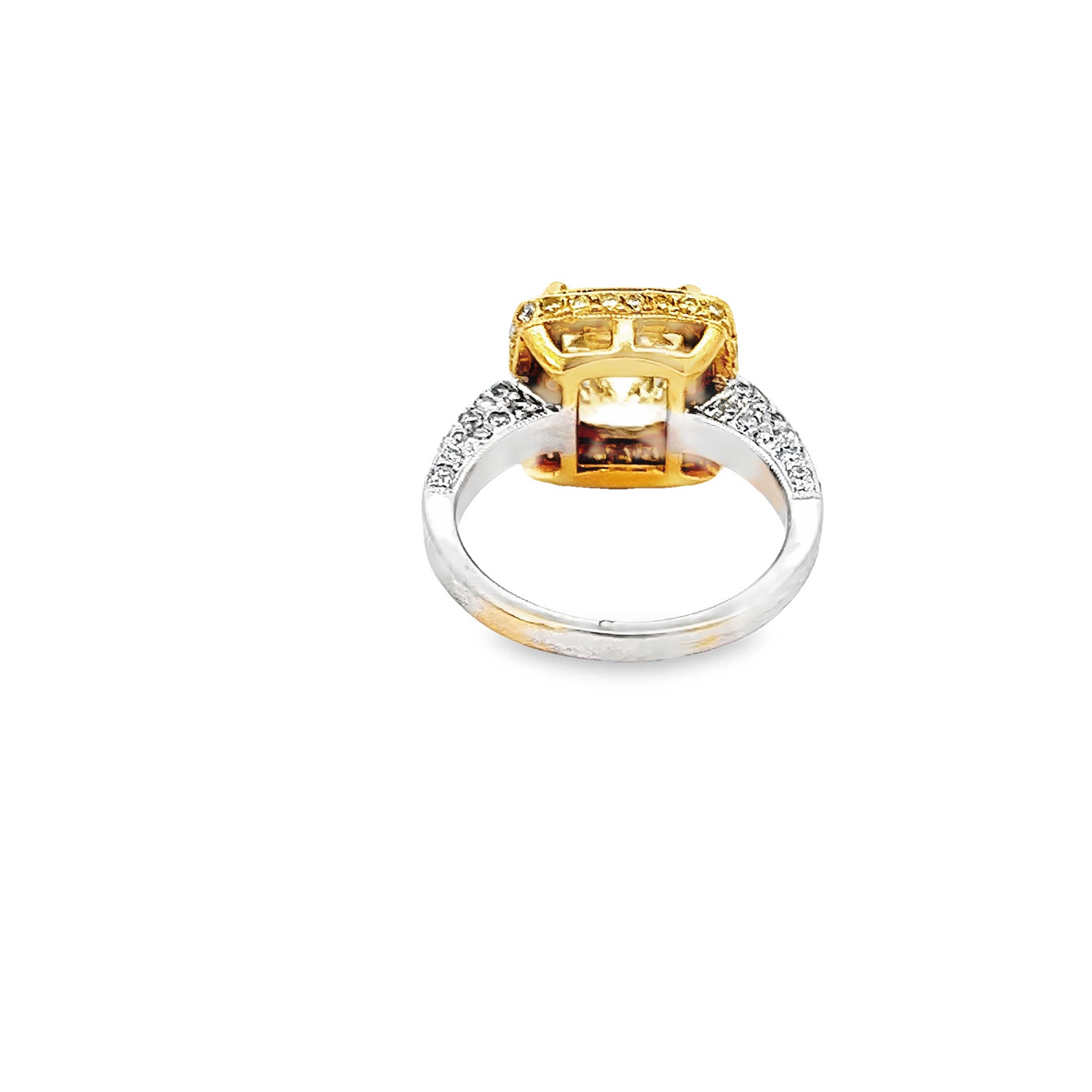 Eternal Radiance 18ct Gold Diamond Ring, 4.20 Carats2.jpeg
