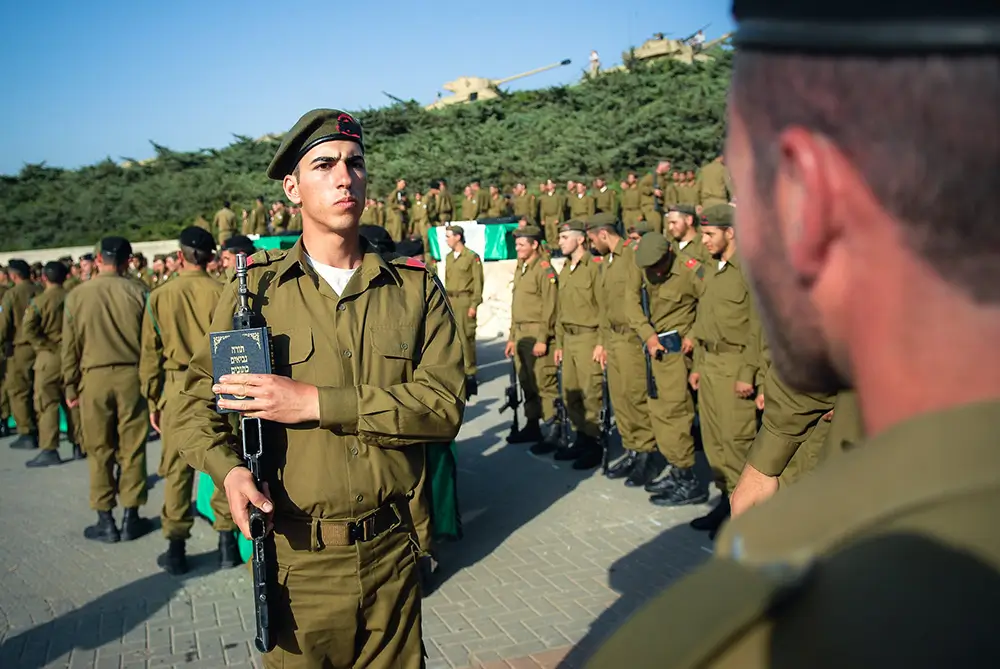 צבא בישראל: מהו הבסיס ההלכתי לגיוס?