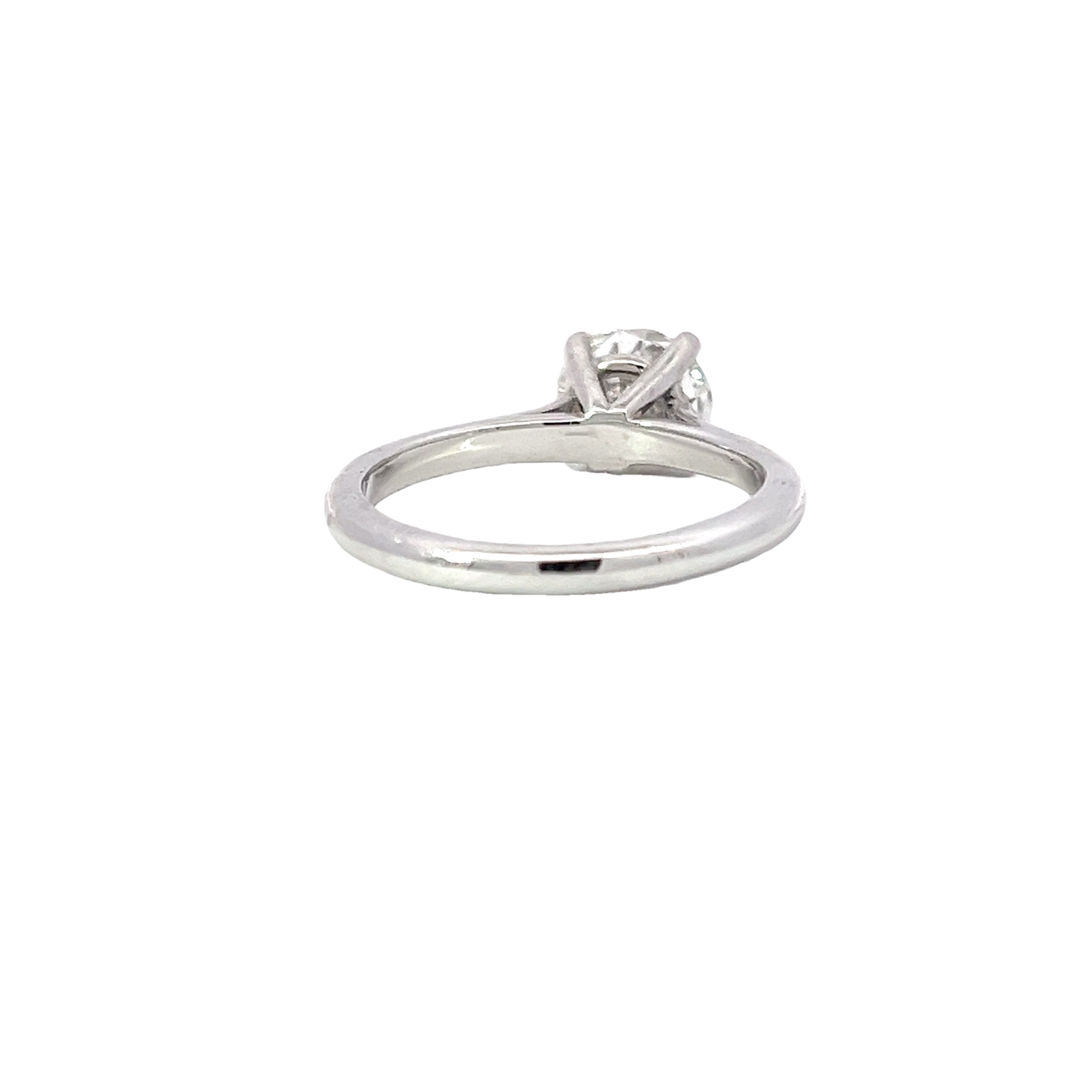Elegant Diamond Ring1.jpg