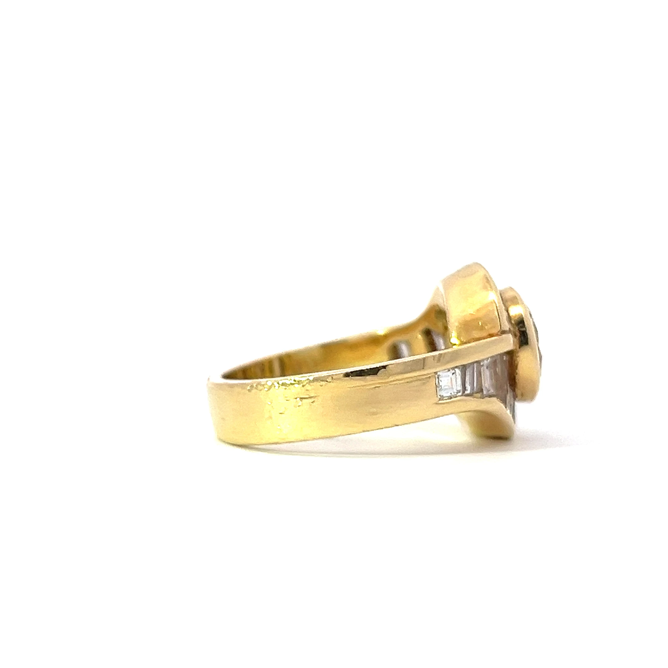 legant Gold Diamond Ring.webp