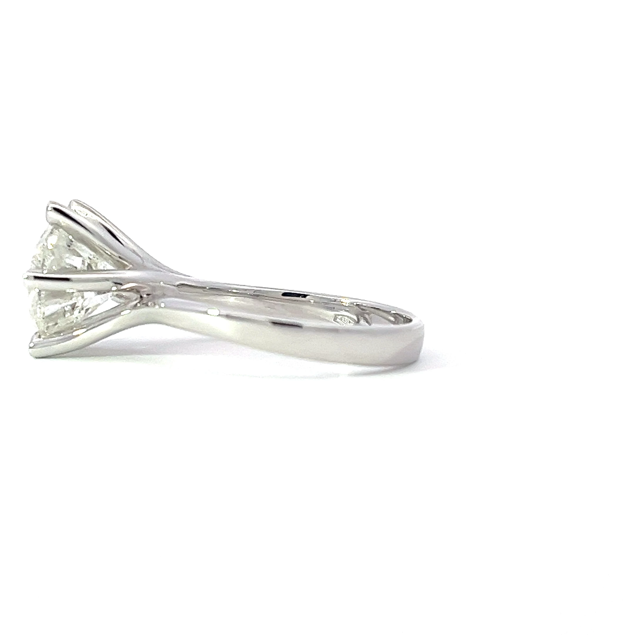 18ct Gold Ring with 3.45 Carat Round Brilliant Diamond1.webp