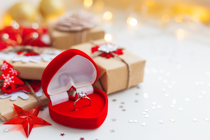 Why Christmas Is the Best Time to Sell Diamonds? 