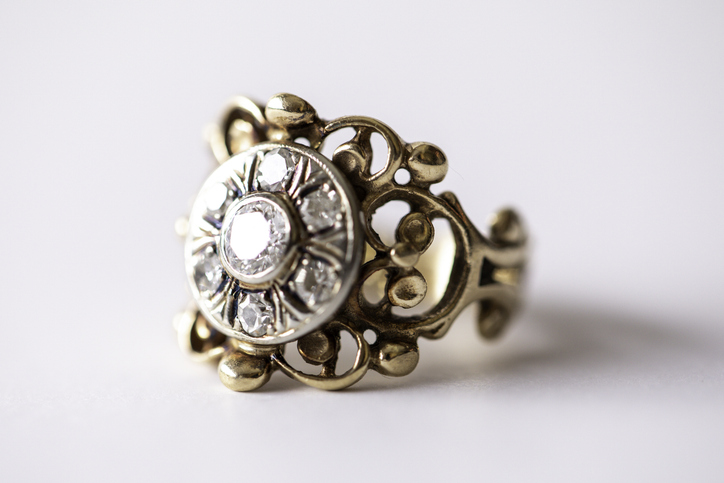 Bague vintage en or et diamant