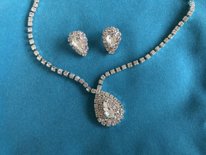 Succession de bijoux : comment prouver la propriété sans justificatifs?
