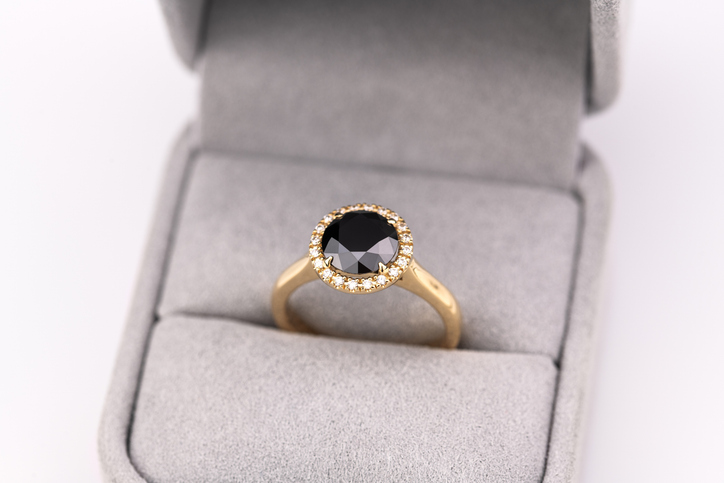 I diamanti neri: eleganza fuori dal comune